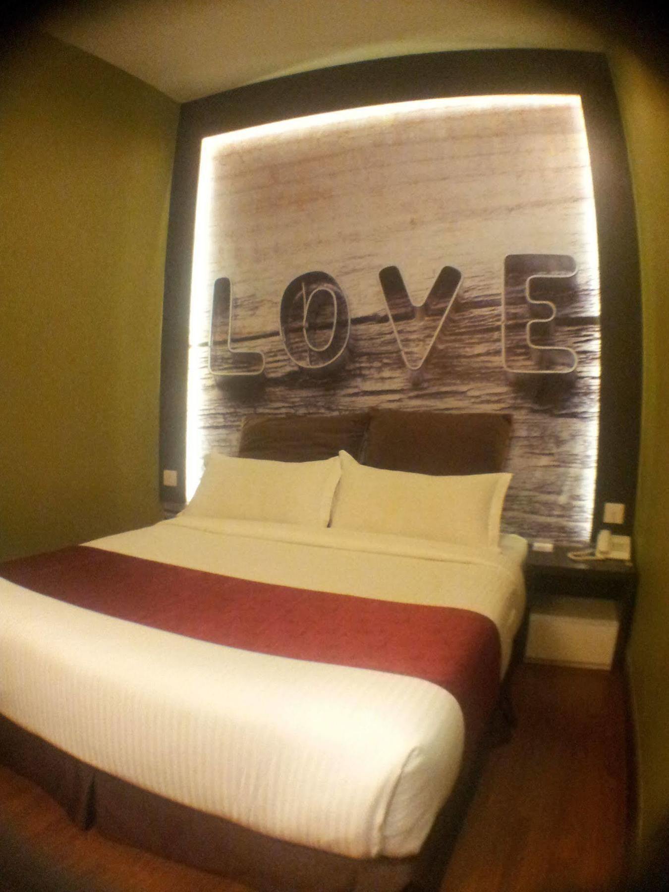 Hotel Zamburger Legenda Johor Bahru Exterior foto