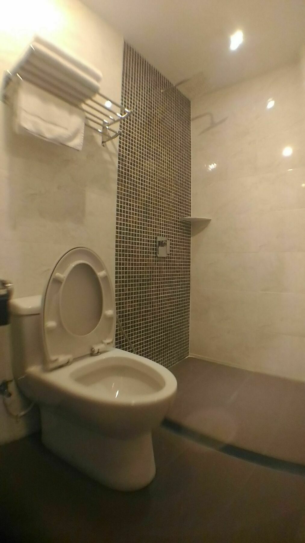 Hotel Zamburger Legenda Johor Bahru Exterior foto