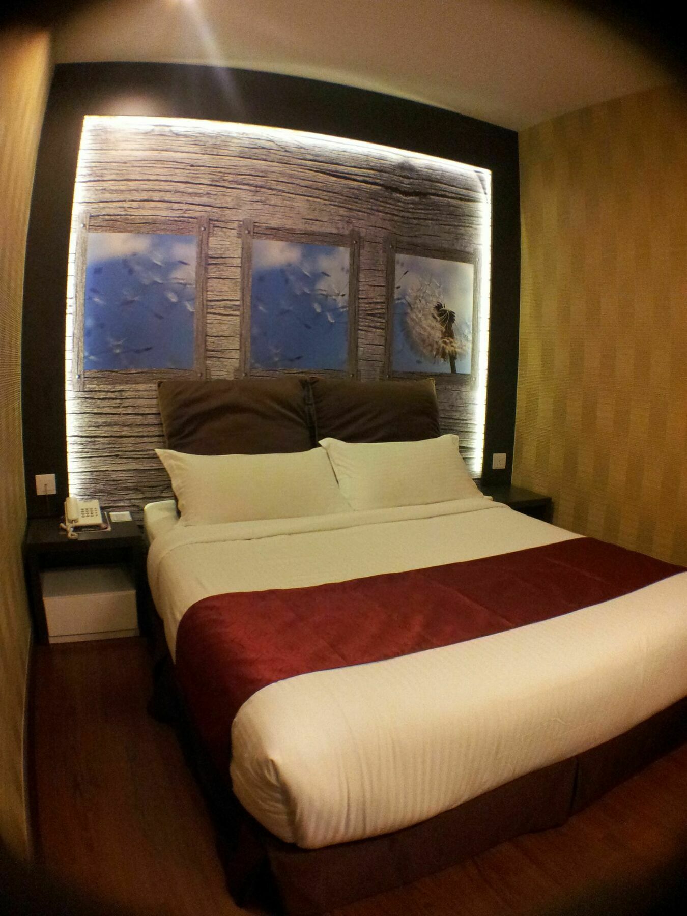 Hotel Zamburger Legenda Johor Bahru Exterior foto