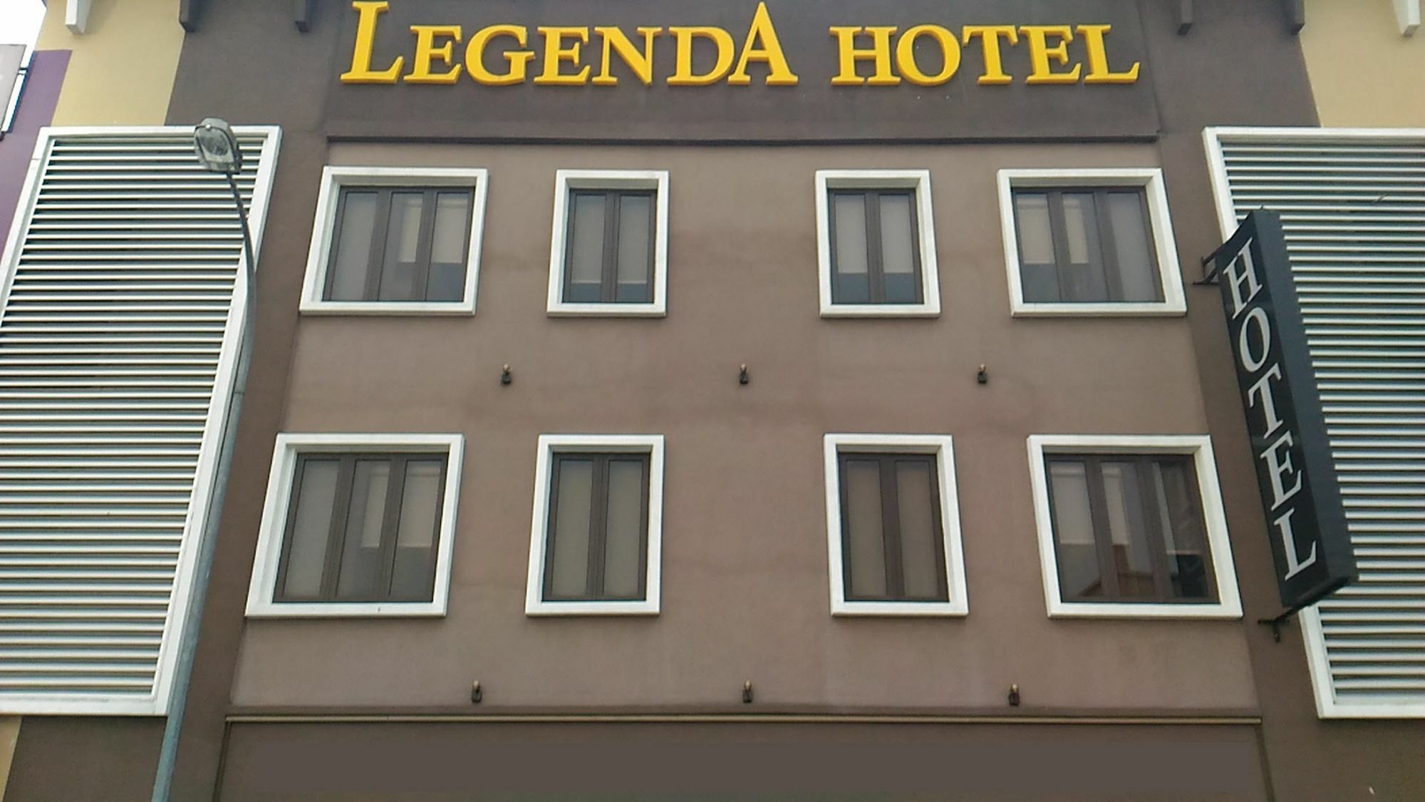 Hotel Zamburger Legenda Johor Bahru Exterior foto